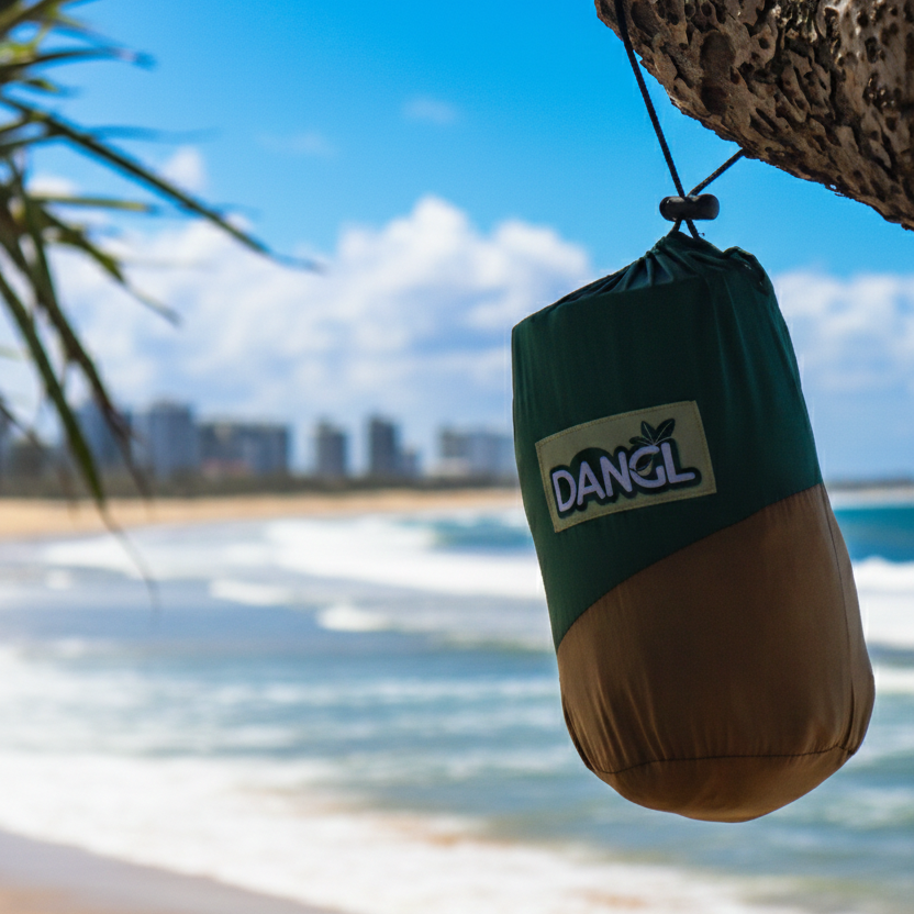 DANGL Roamer in green, showcasing a sleek design with adjustable straps and durable fabric for outdoor adventures.